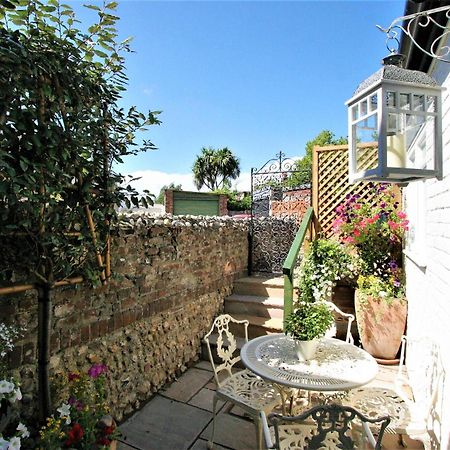 Beautiful Georgian Home In The Heart Of 치체스터 외부 사진